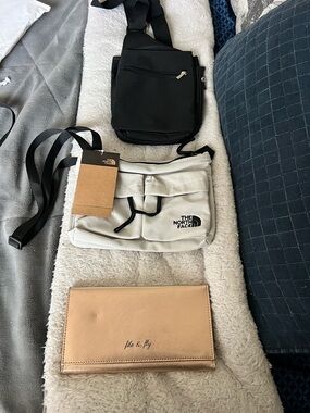 The North Face White/Tan Belt Bag Duo - Compact Crossbody Pack